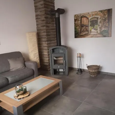 - Arloff Apartment *