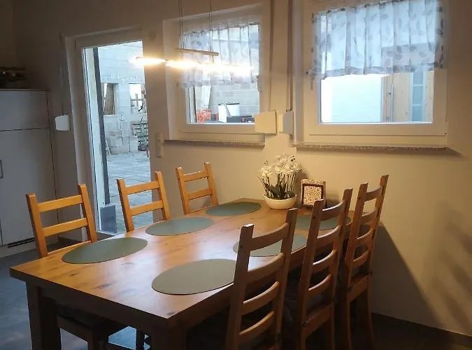 - Arloff Apartament Bad Muenstereifel